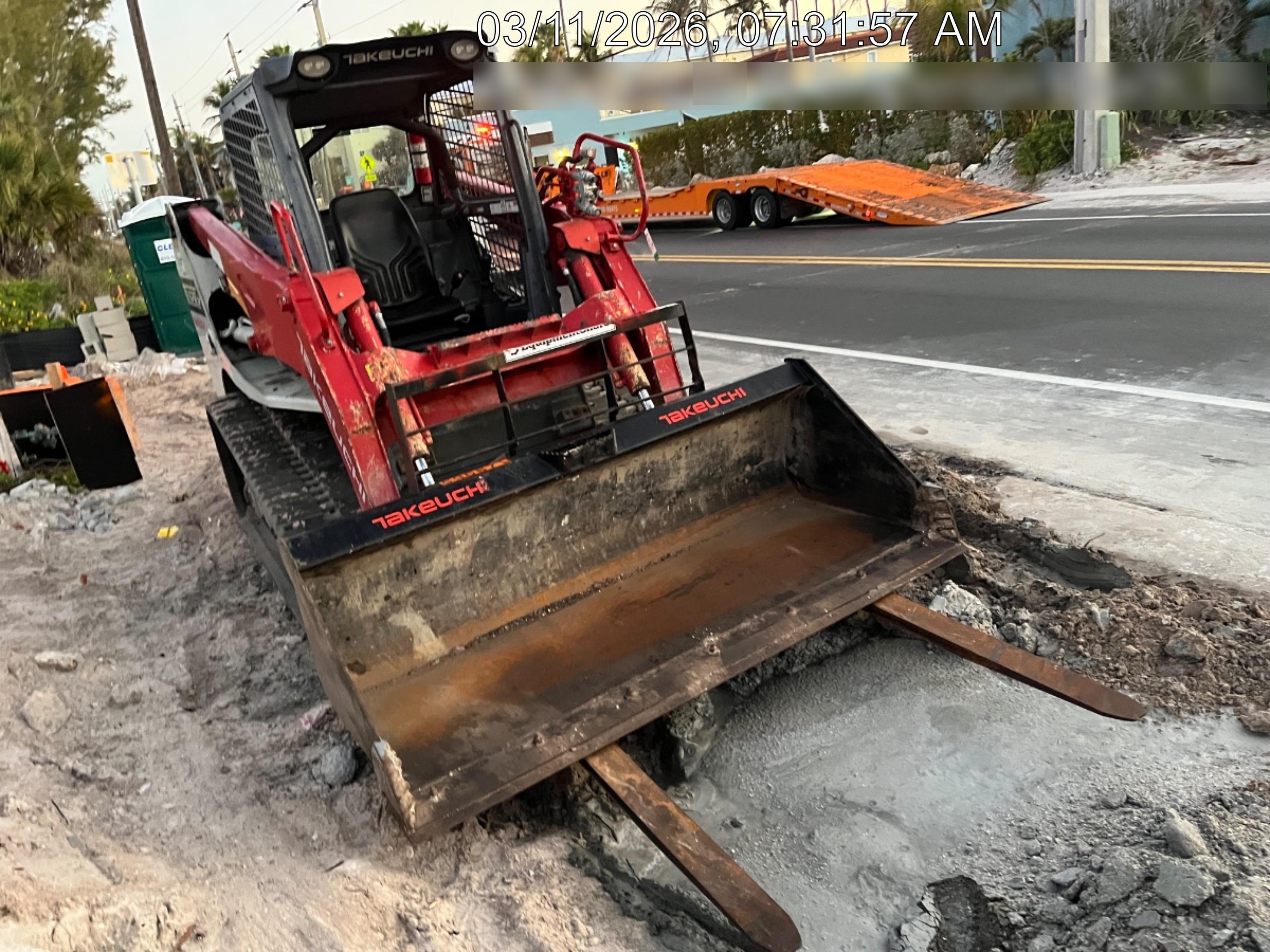 2025 TAKEUCHI 80" Smooth Bucket - Takeuchi