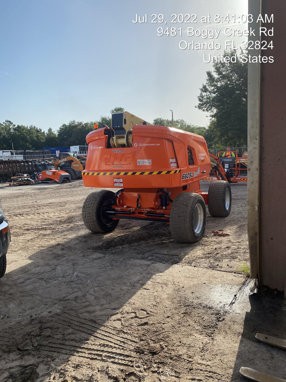 2022 JLG 660SJ