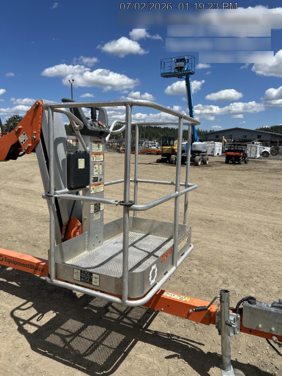 2022 JLG T500J