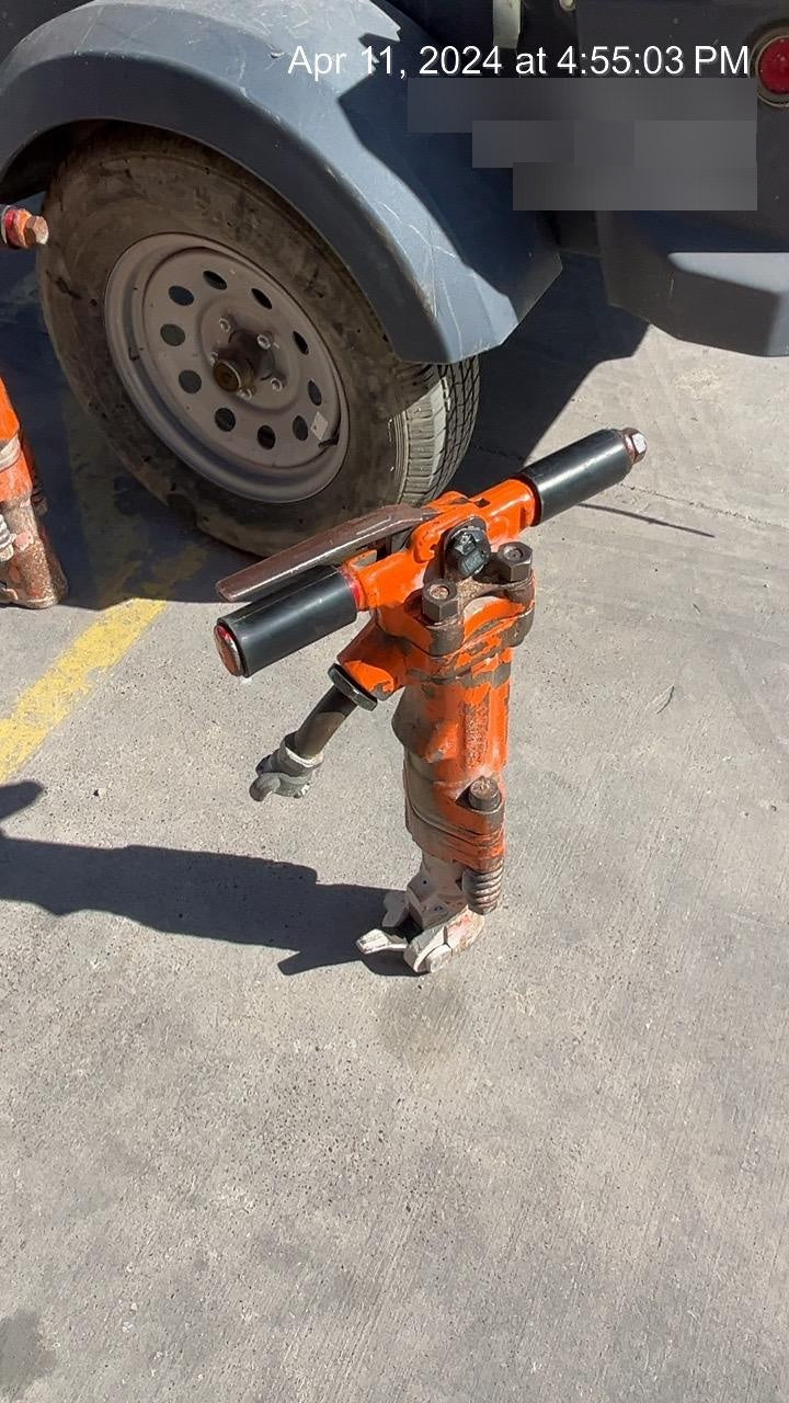 2023 MICHIGAN PNEUMATIC ES-TPB60-118-TRACKER