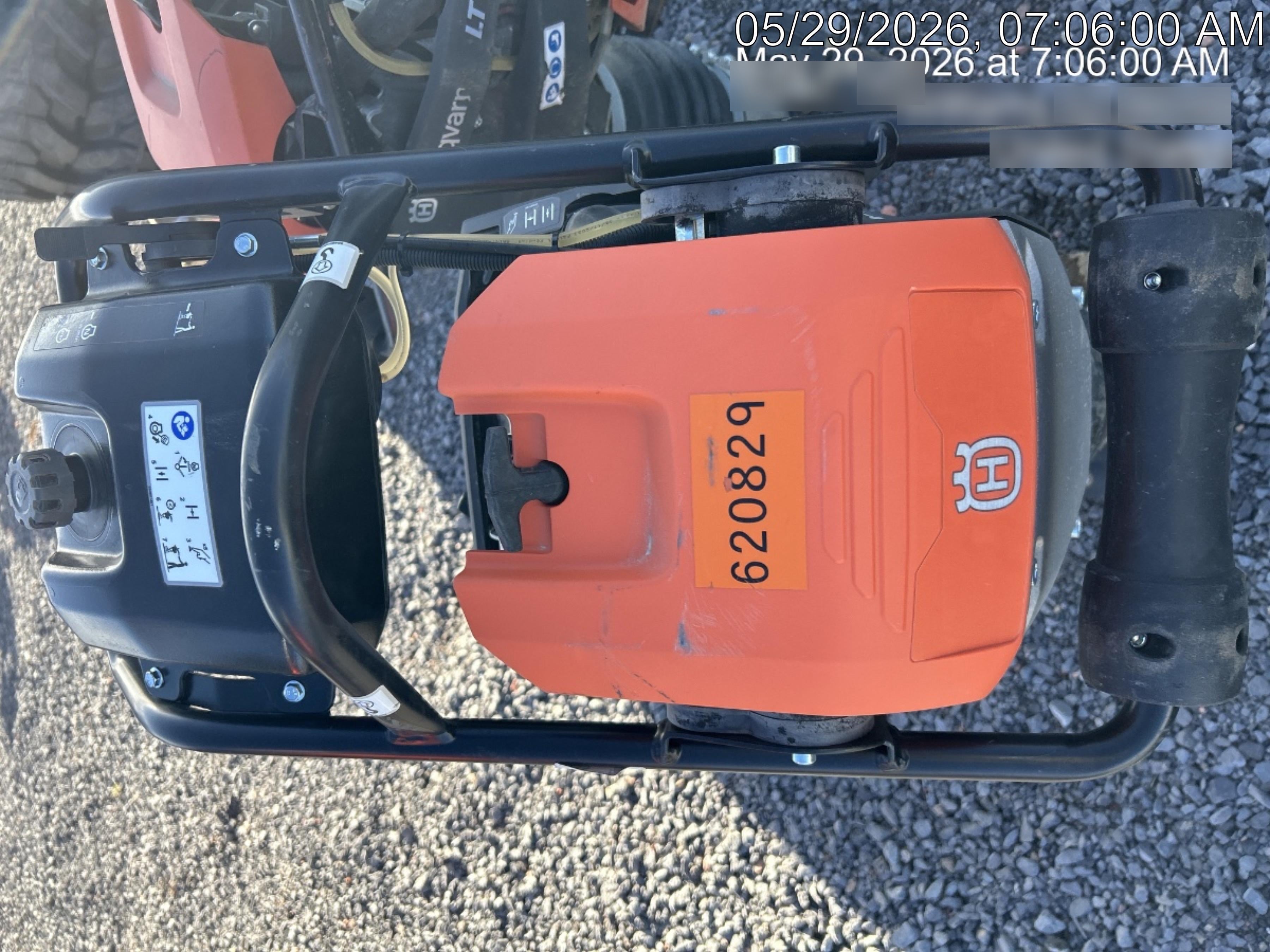 2025 HUSQVARNA LT6005