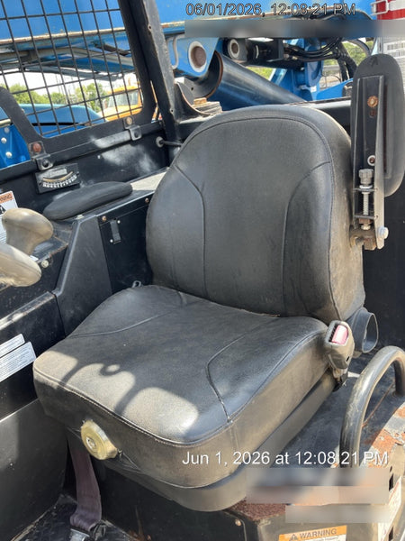 2018 Genie GTH-844 Genie GTH-844 w/ROPS, Work Lights, Solid Tires, RH Cab Mesh, Beacon, 60" Carriage and Forks