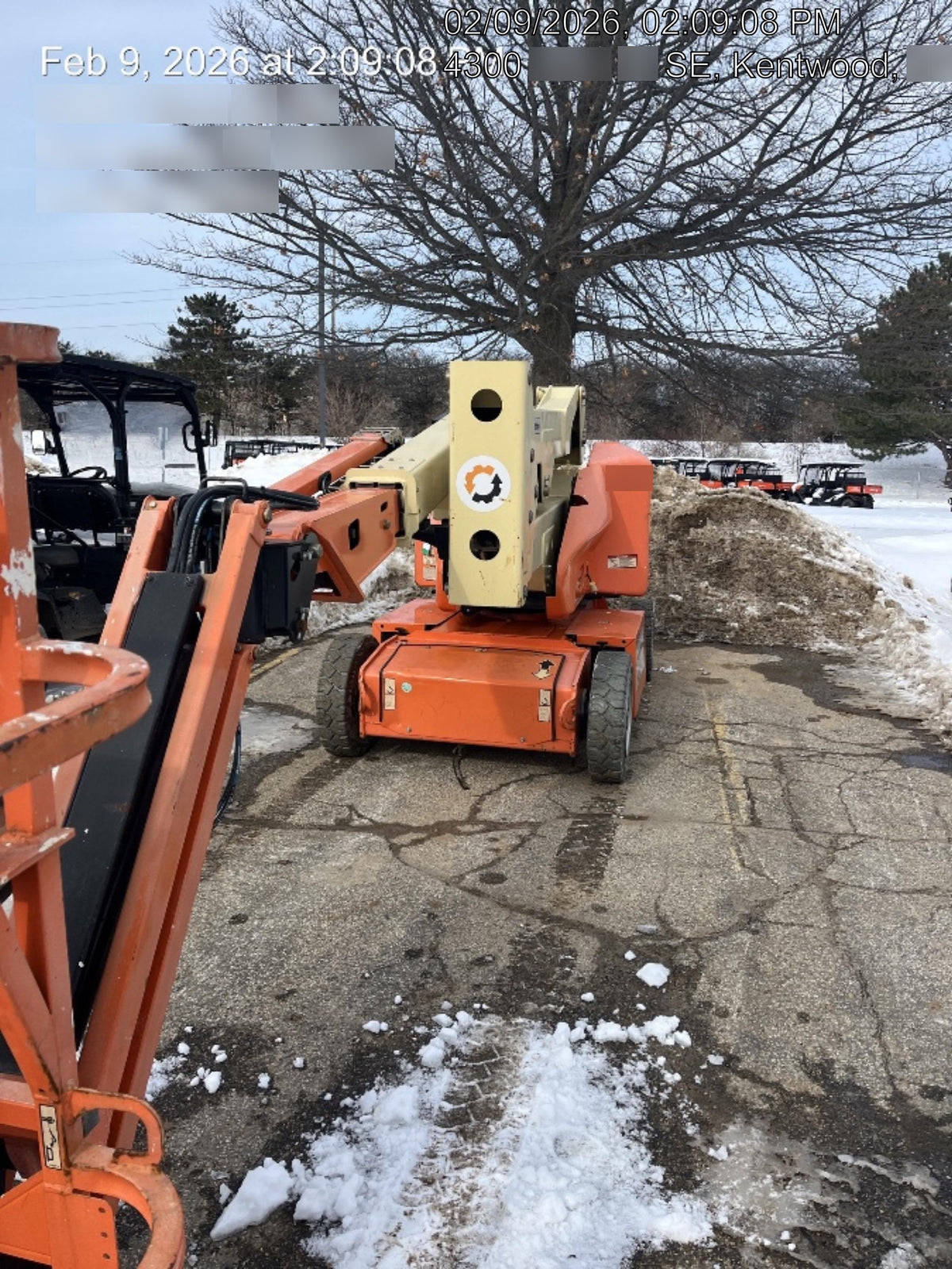 2019 JLG E400AJPN
