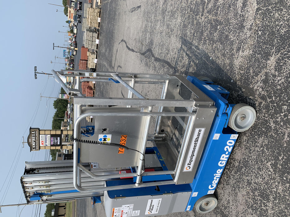 2020 GENIE GR-20