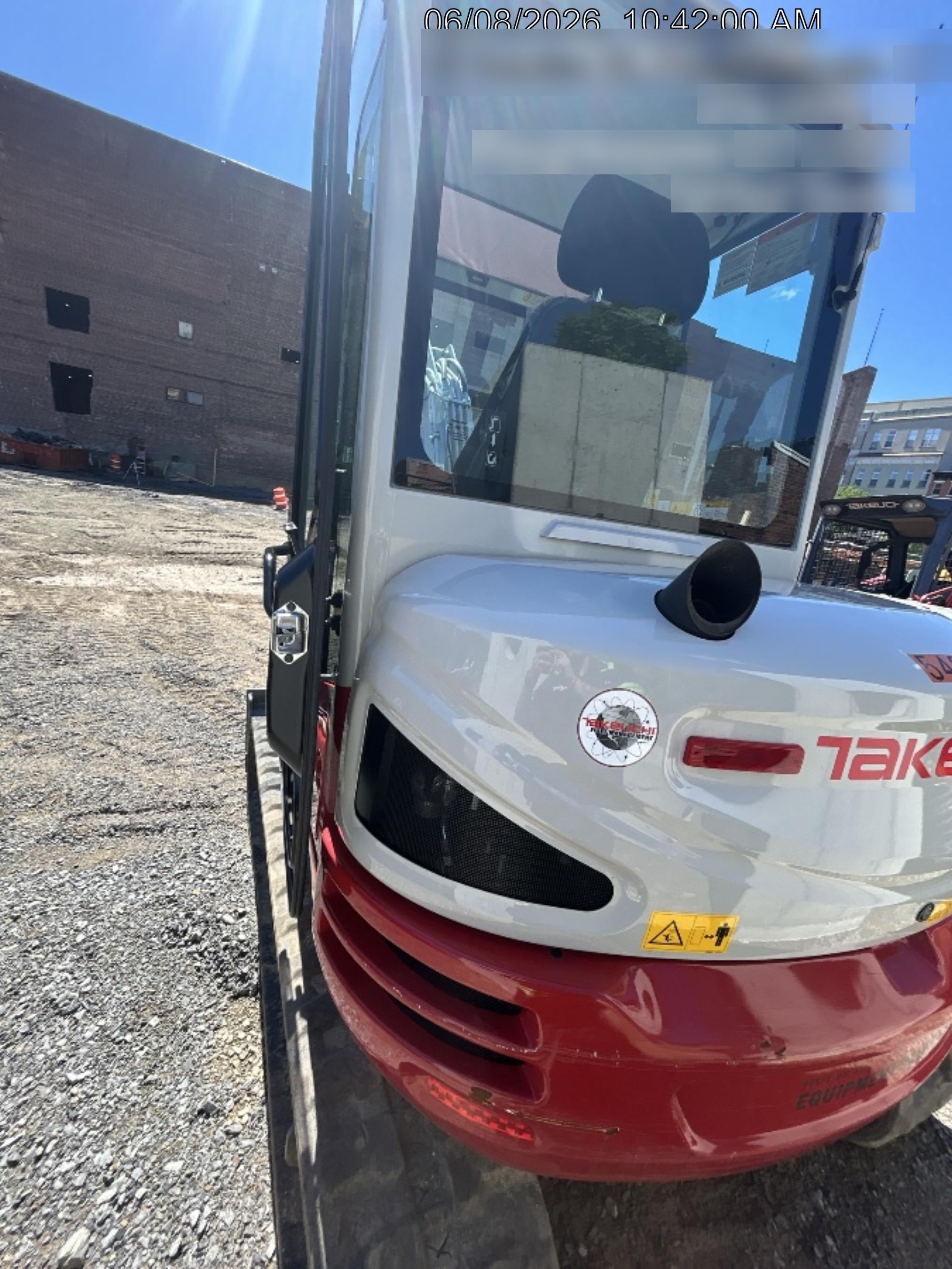 2025 TAKEUCHI TB250-2CR