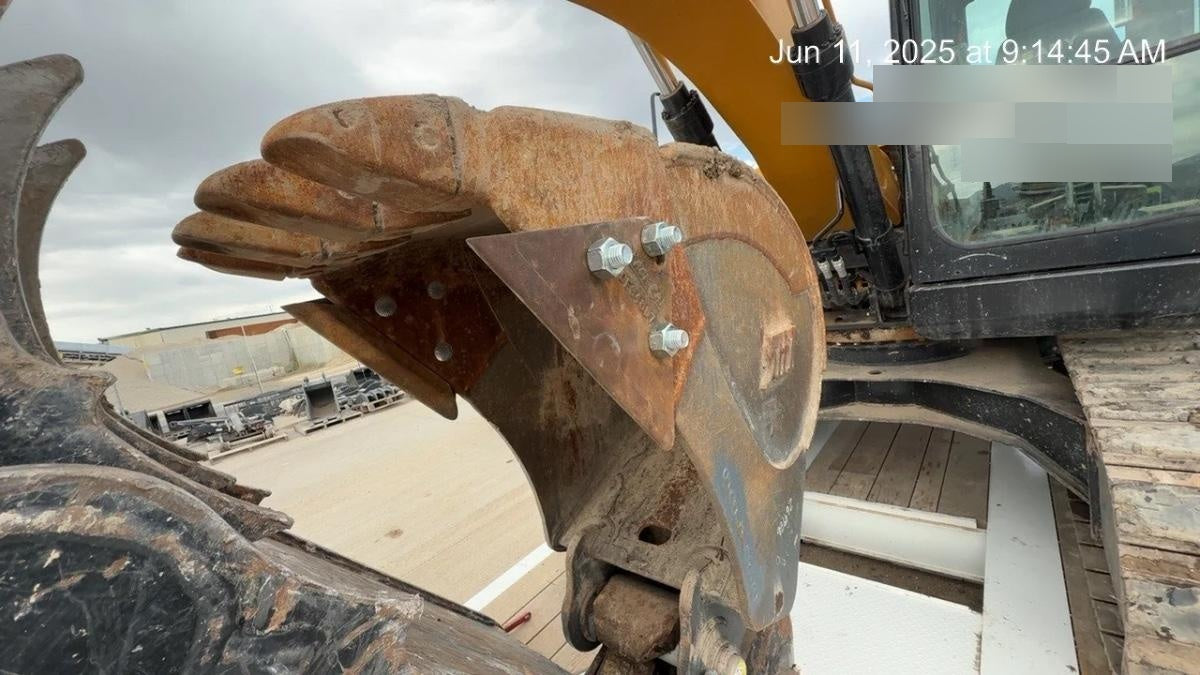 2020 DOOSAN 36"  Bucket - Doosan