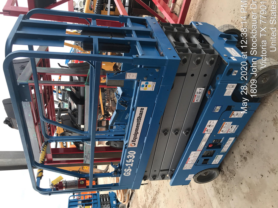 2019 Genie GS-1930 Fixed rails with chain Entry