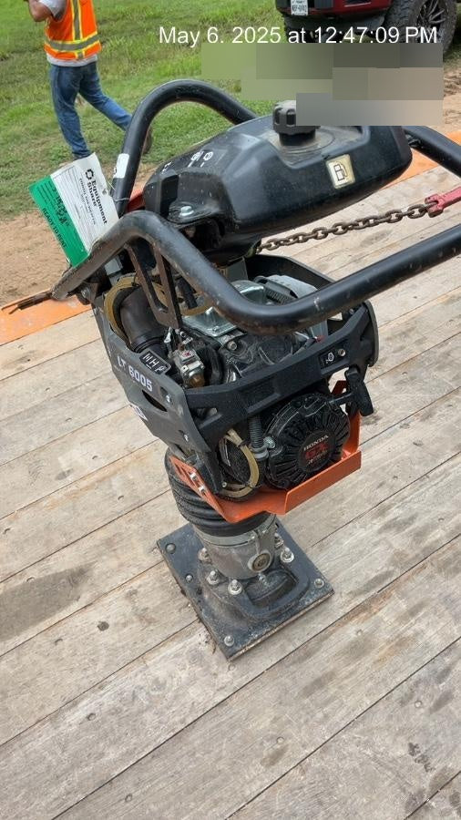 2024 HUSQVARNA LT6005