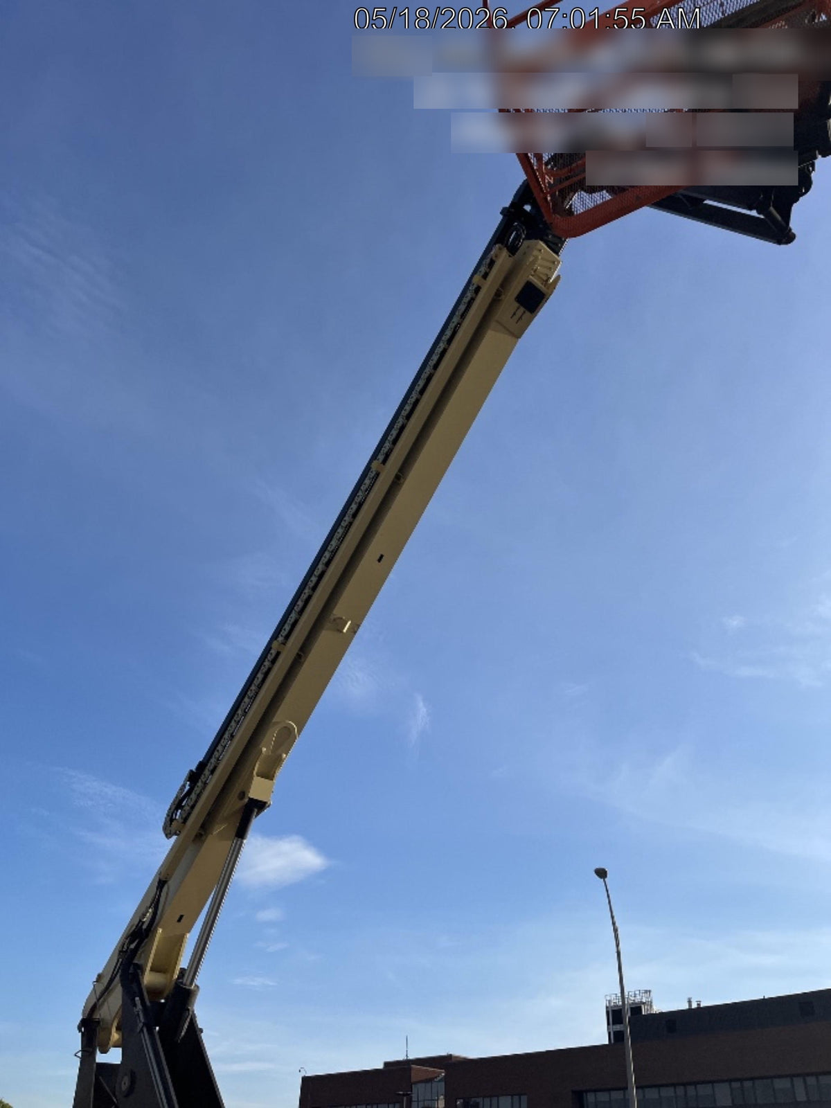2025 JLG 660SJ