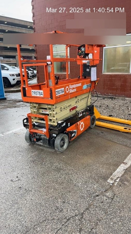 2022 JLG ES1932