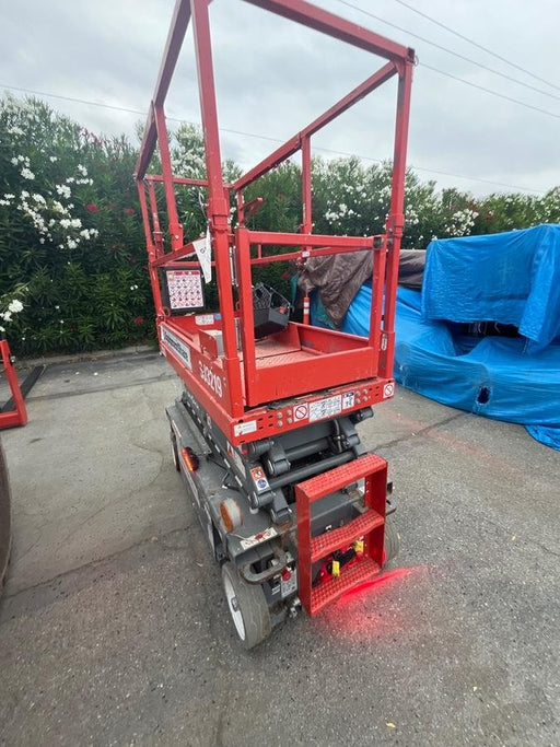 2020 Skyjack SJIII-3219 Solid NM Tires, Half height spring hinged entry gate, Dual Beacons, 800W Inverter