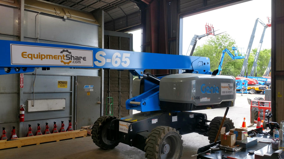 2017 GENIE S-65