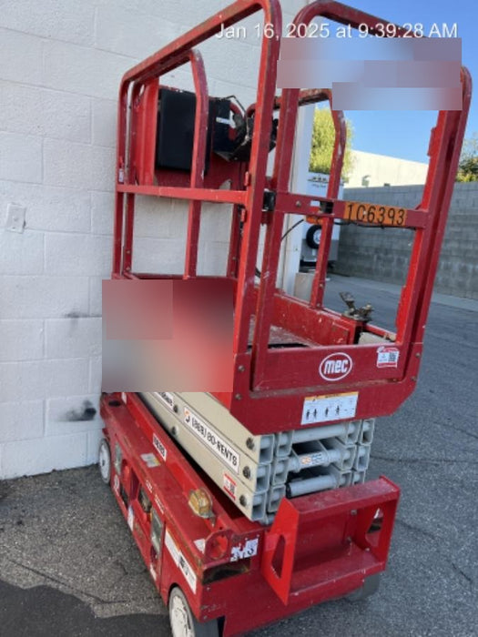 2020 MEC 1330SE Solid NM Tires, Steel Swing out Doors, LCS, Beacon, 900W Inverter