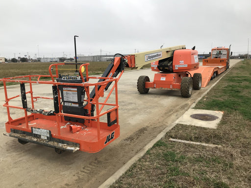 2019 JLG 660SJ