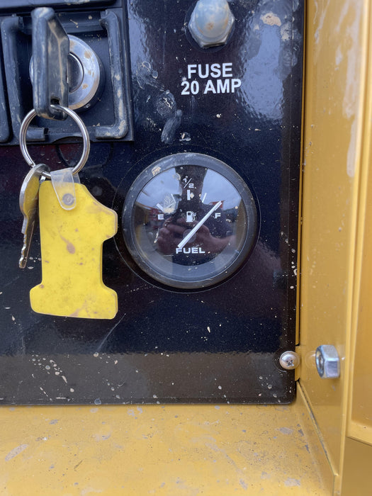 2022 Vac-Tron LP573XDT T4 Koehler Diesel Engine, 500 Gallon Debris Tank, x2 100 Gallon Water Tanks