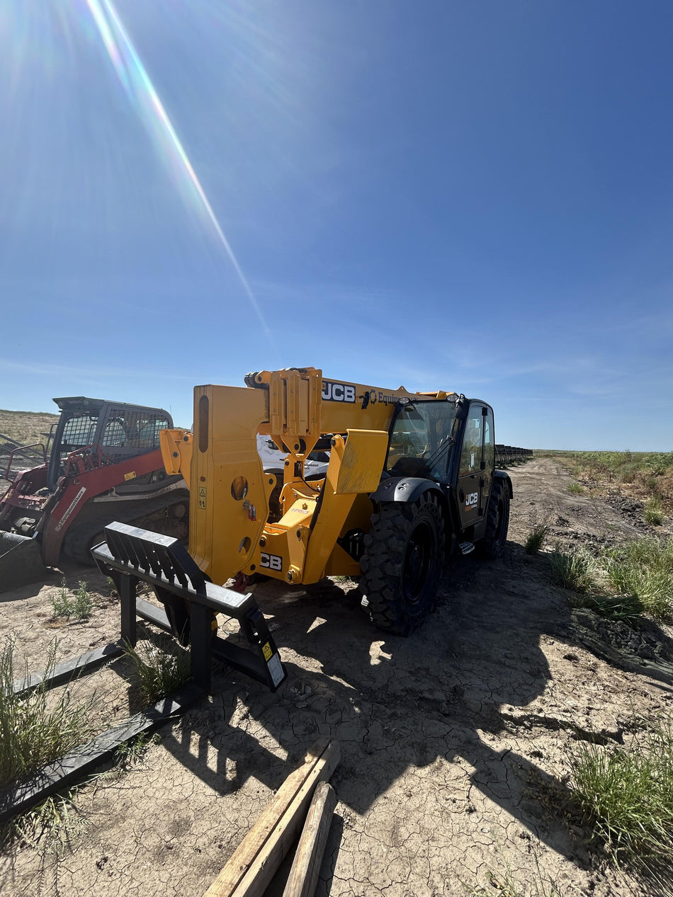 2026 JCB 512-56