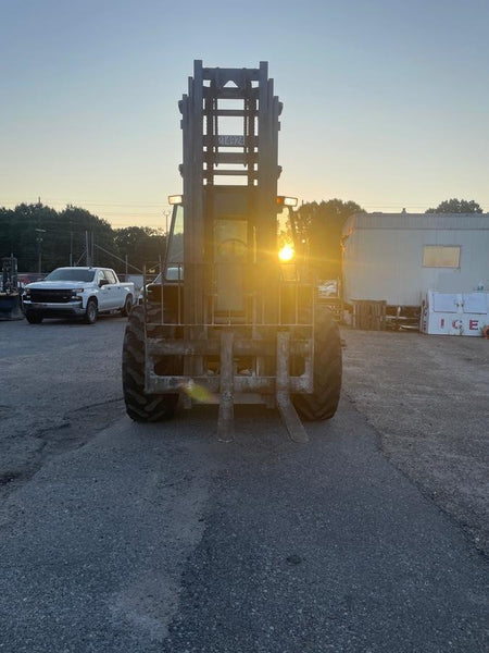 2022 CASE 588H