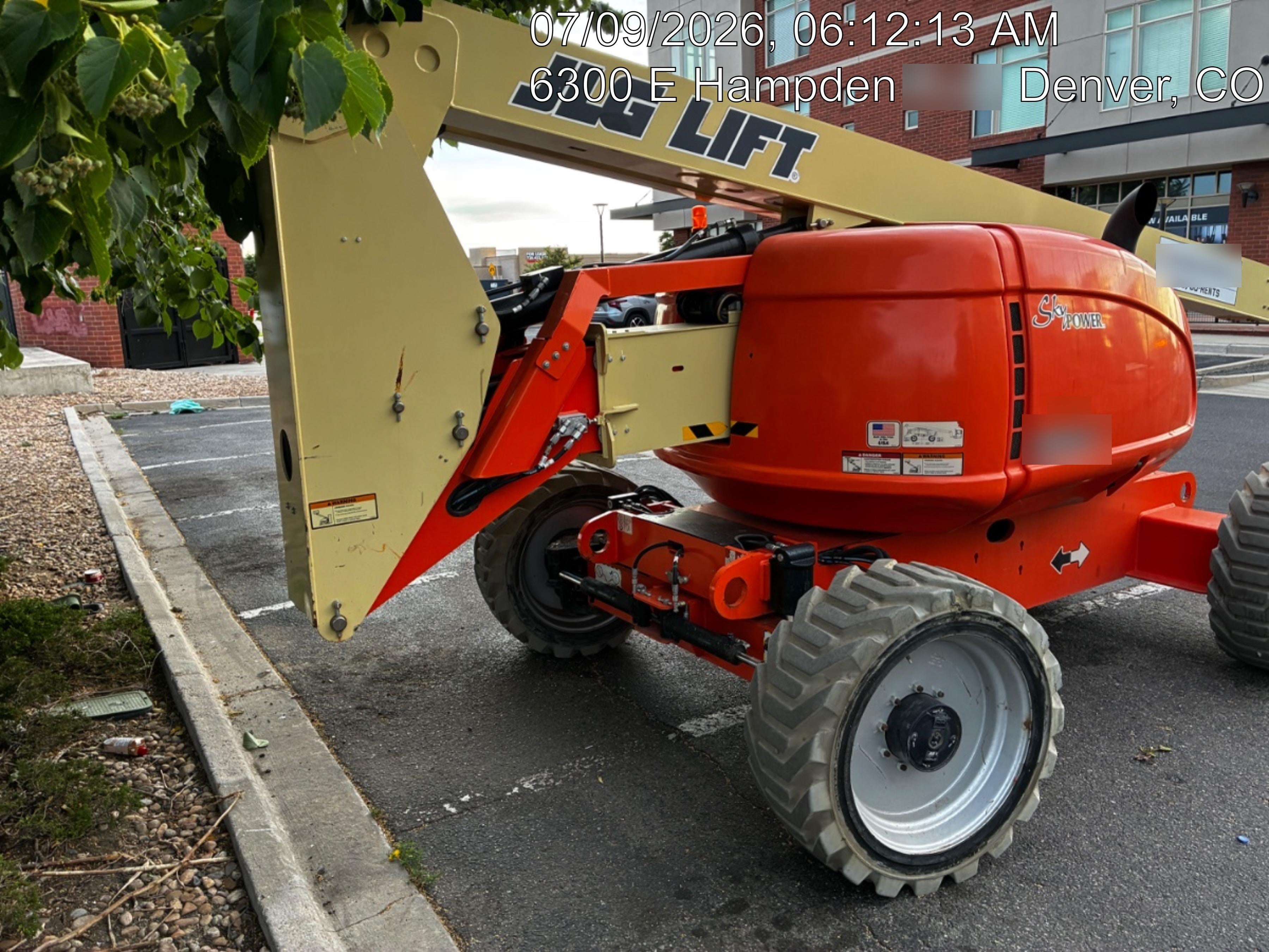 2019 JLG 600AJ