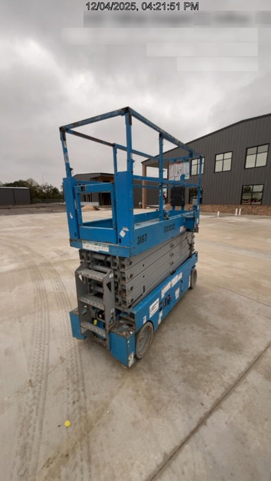 2017 Genie GS-3232 Standard