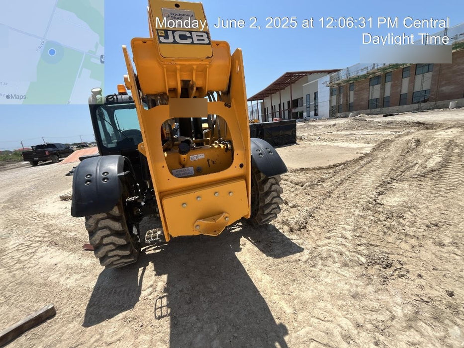 2018 JCB 509-42 JCB 509-42 Enclosed Cab, 74 HP, Solid Tires, Worklights, Beacon, Aux Hydraulics, Lifting Eye