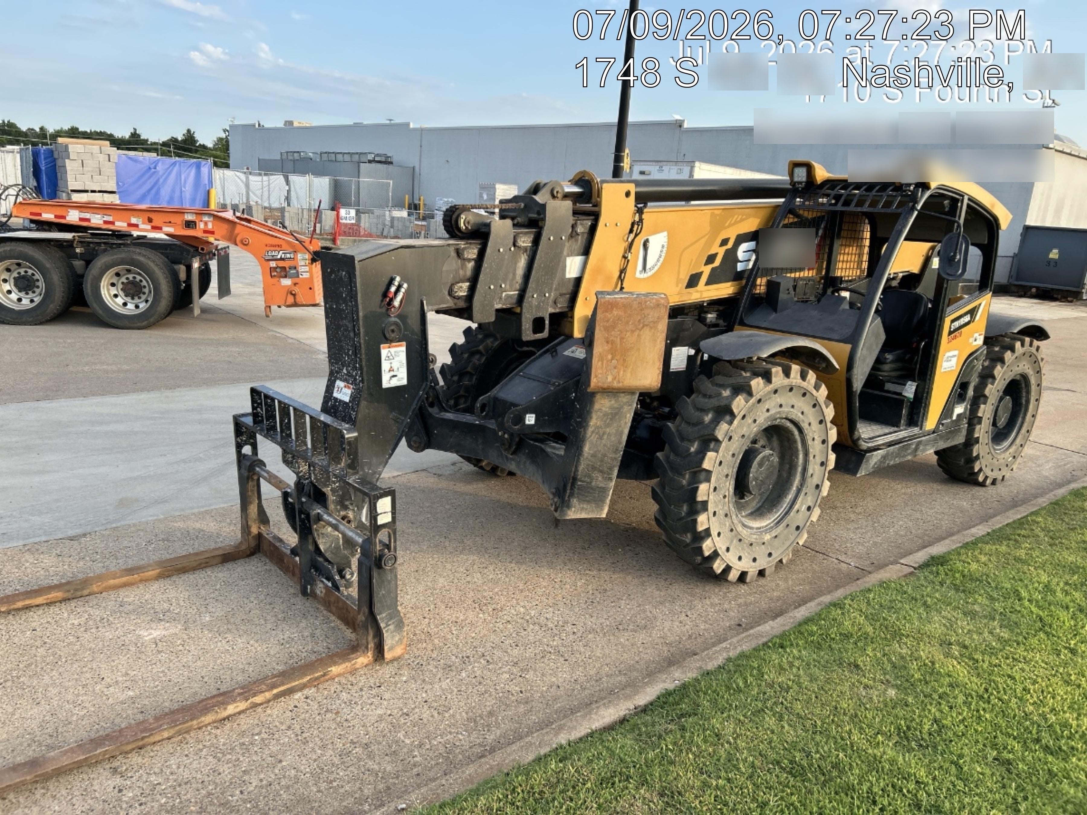 2023 SANY STH1056