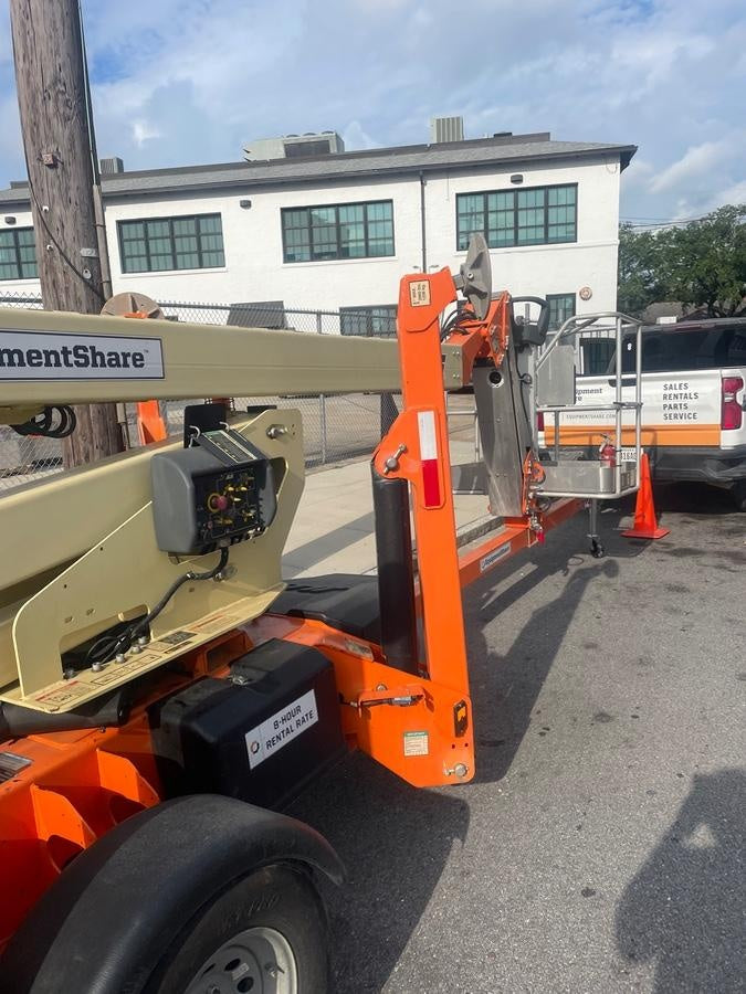 2022 JLG T500J