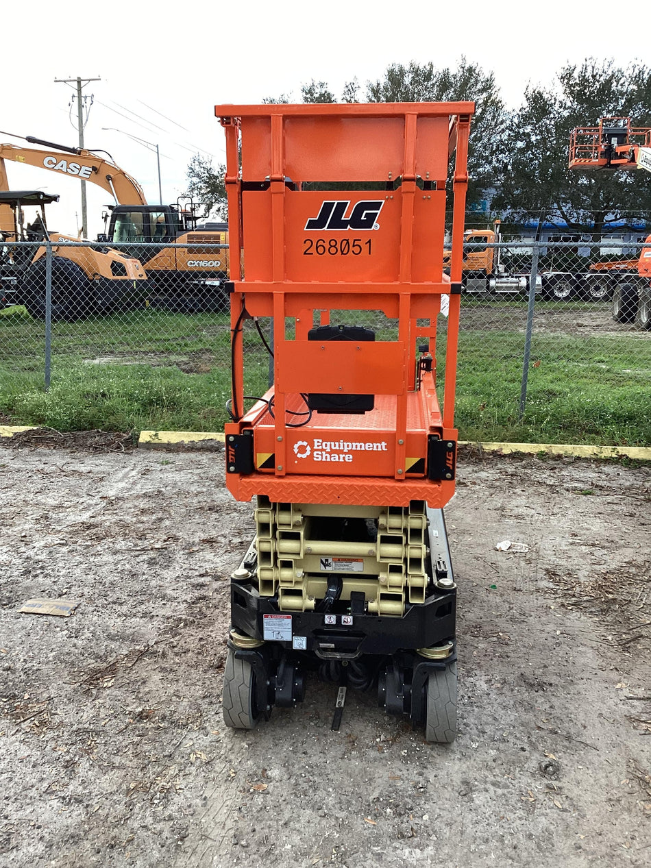 2022 JLG ES1932