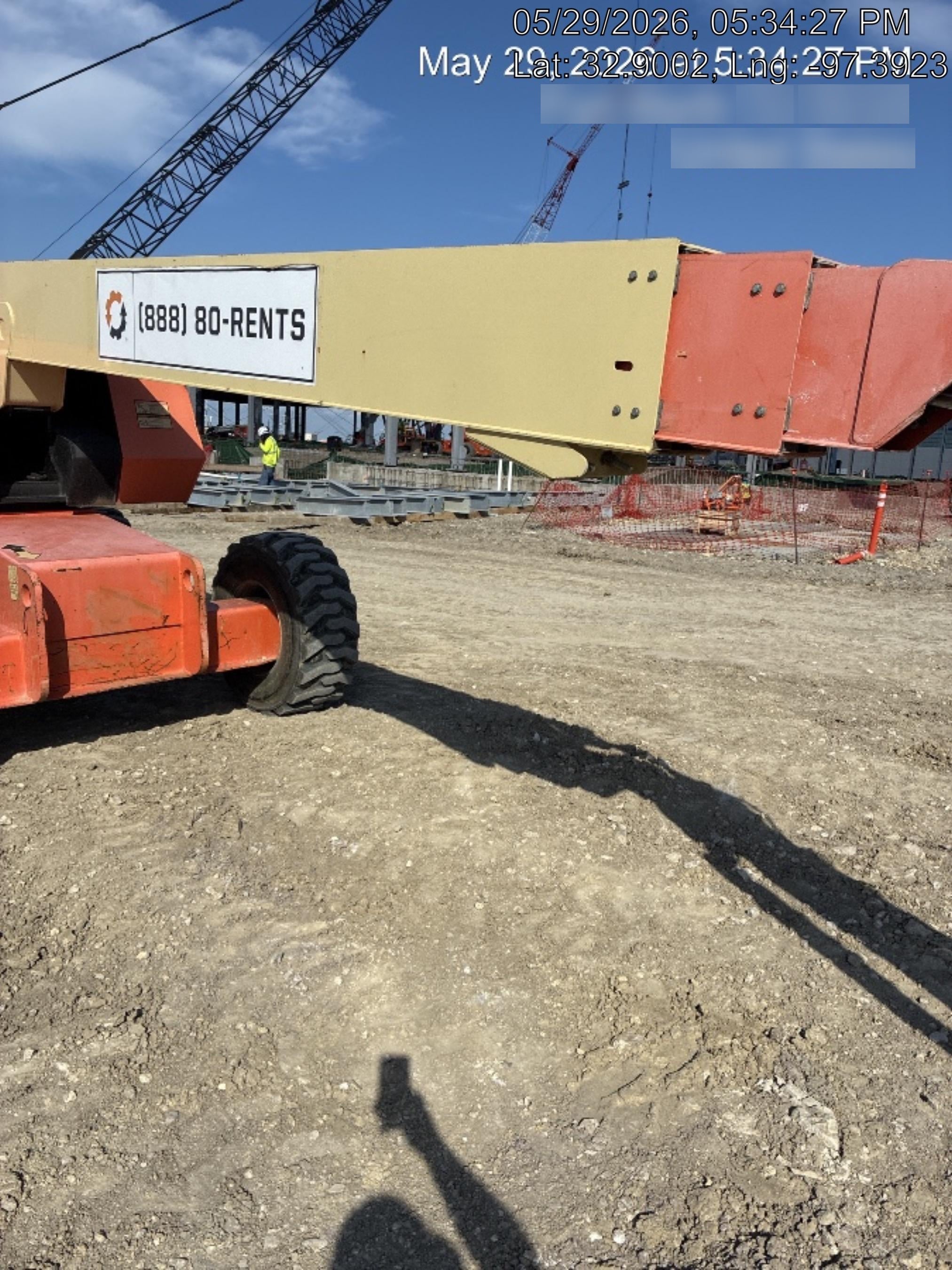 2004 JLG 660SJ