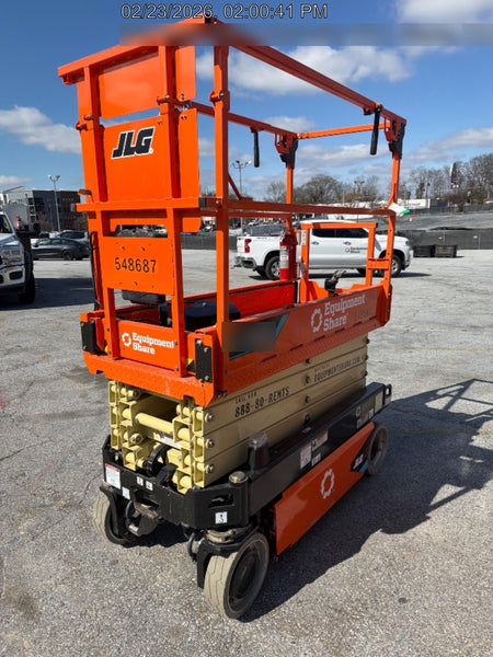 2025 JLG ES1932