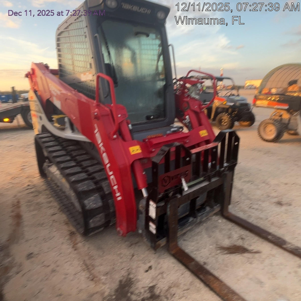 2025 TAKEUCHI TL12V2-CR