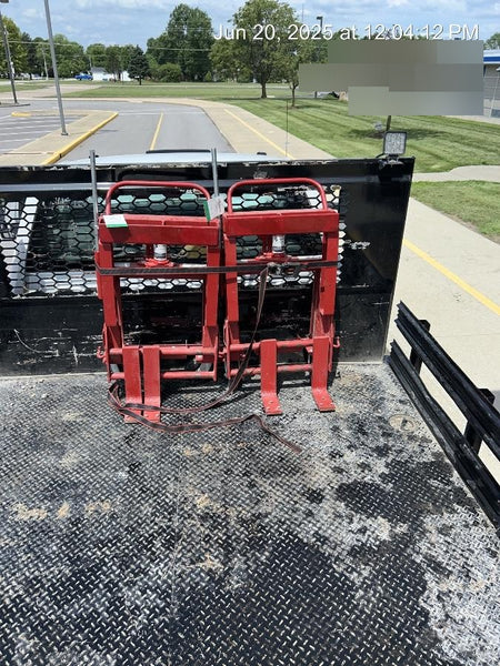 2022 ROL-A-LIFT M-6