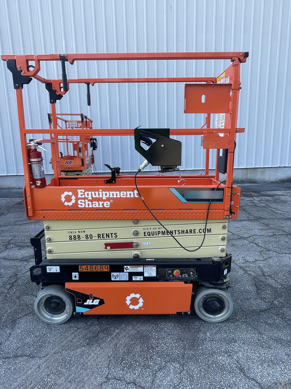 2025 JLG ES1932