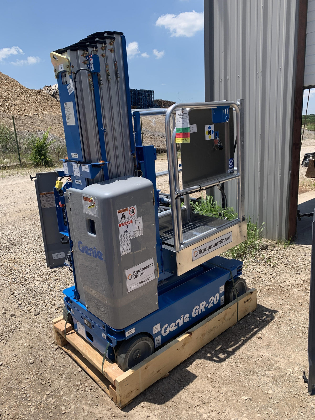 2021 GENIE GR-20