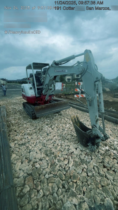 2021 TAKEUCHI TB235-2R