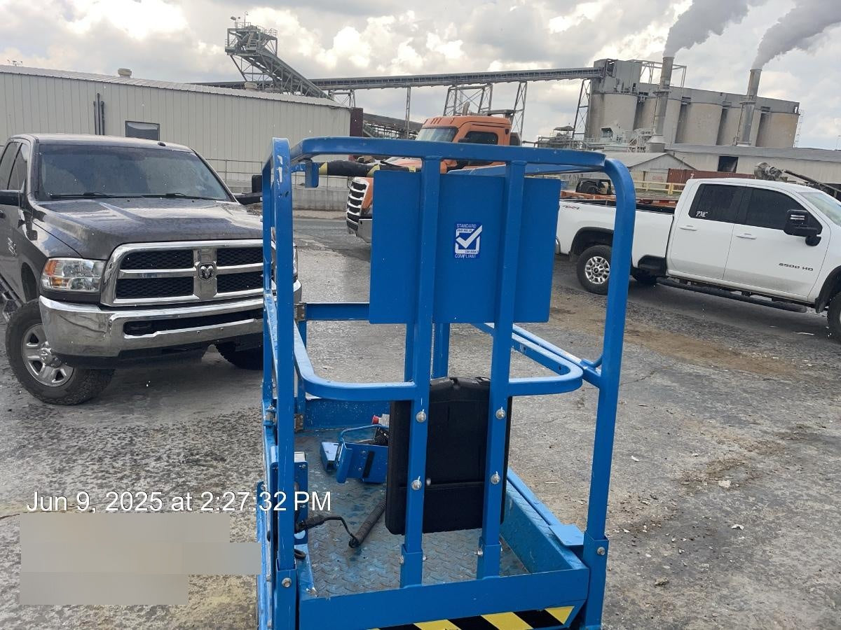 2022 GENIE GS-1432