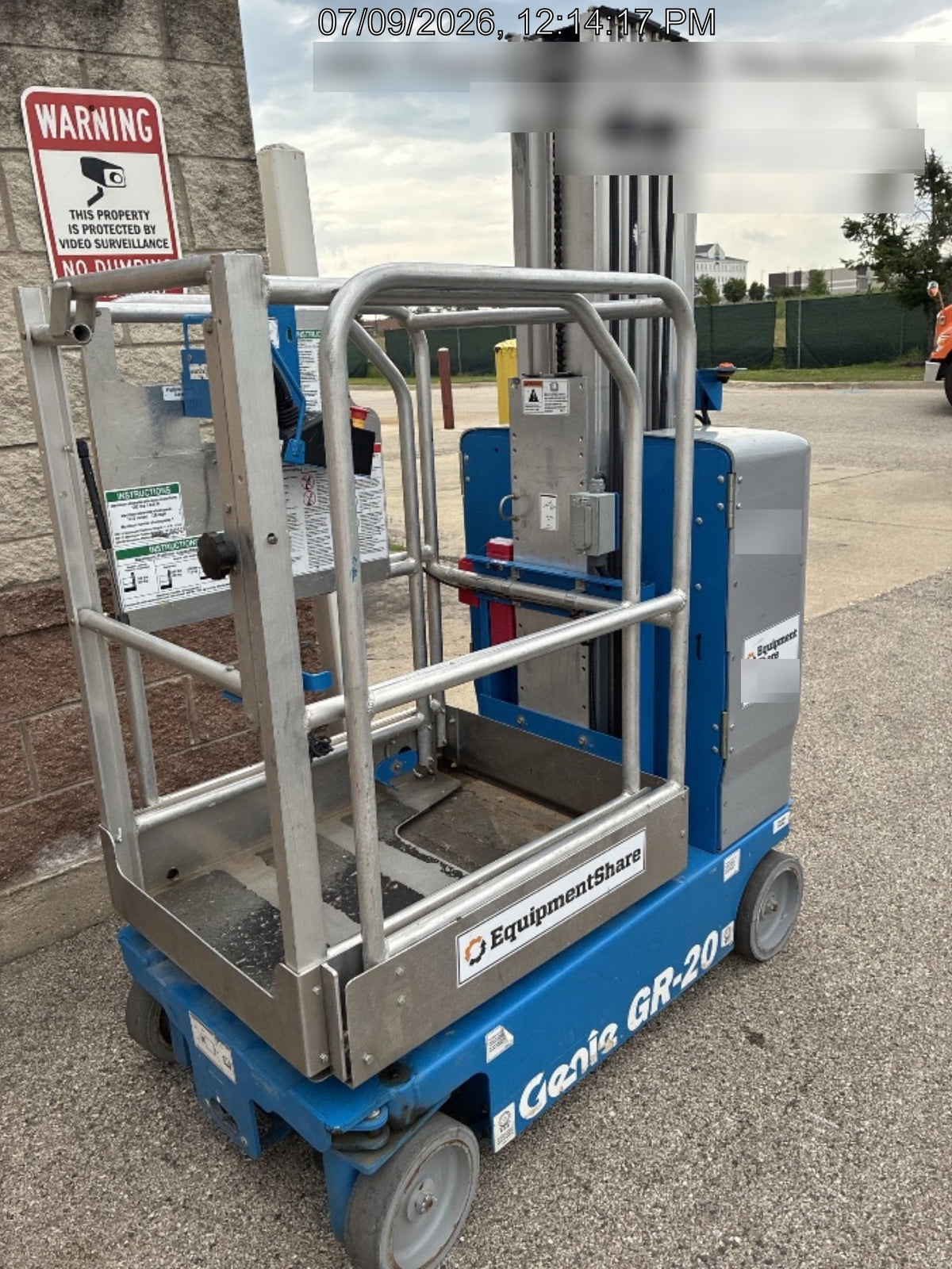 2020 GENIE GR-20