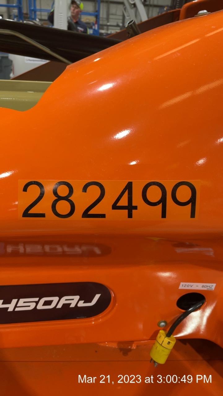 2022 JLG E450AJ