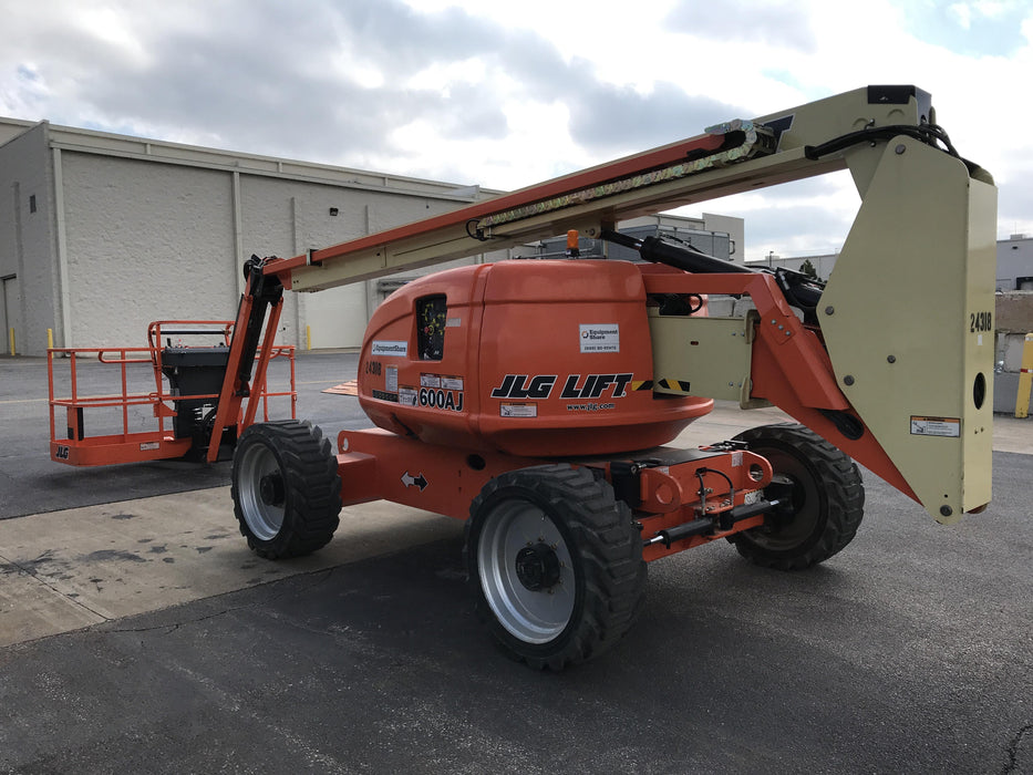 2019 JLG 600AJ