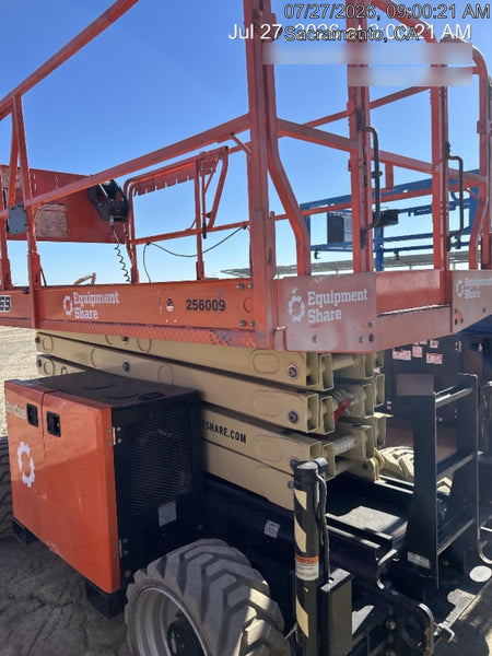 2022 JLG RT3369