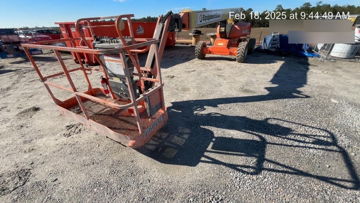 2019 JLG E600JP