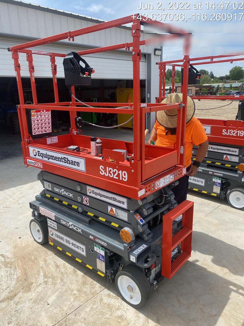2022 SKYJACK SJ3219