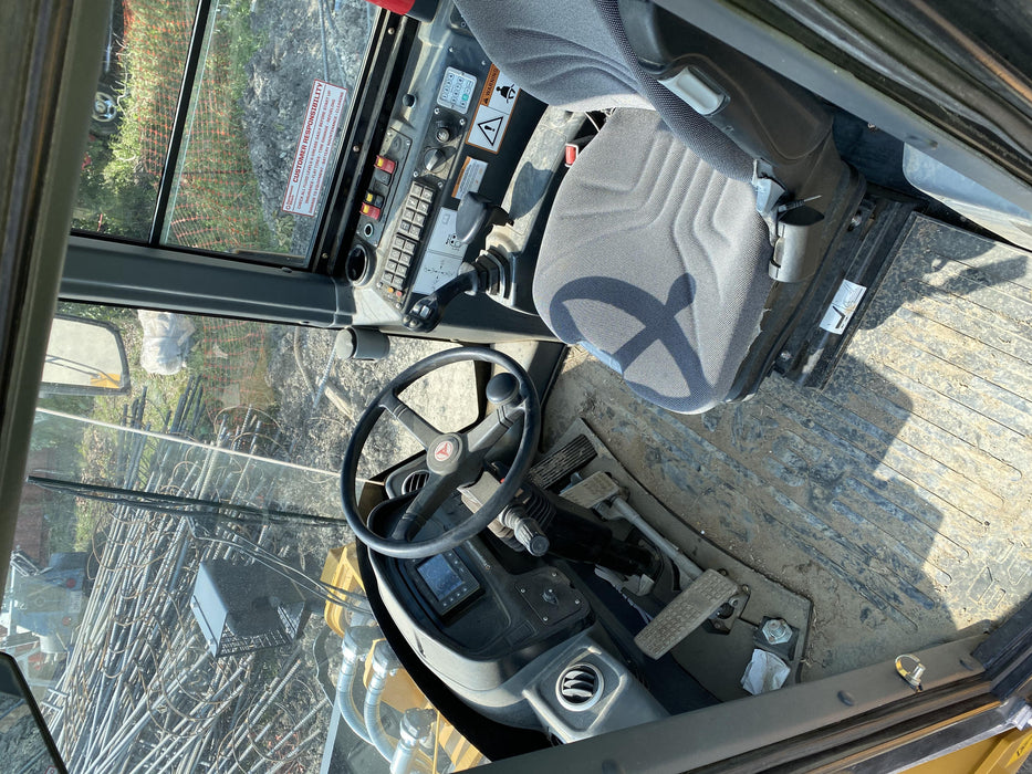 2019 Sany SW405K Tier 4, Cab, 3rd Function Hydraulics Smooth Pin On Bucket