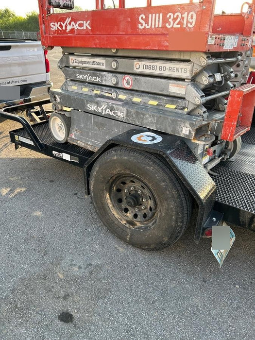 2022 LOADTRAIL Tilt-Deck Rental Trailer