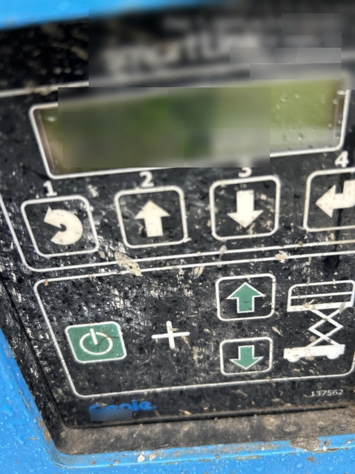 2017 Genie GS-3232 32' Narrow Electric Scissor Lift