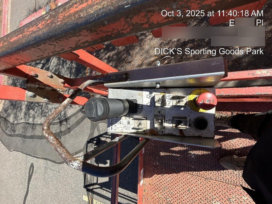 2017 SKYJACK SJ6832 RT