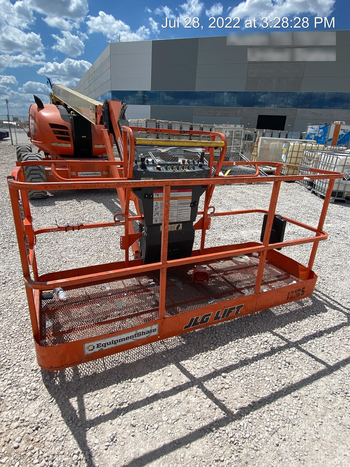 2019 JLG 600AJ