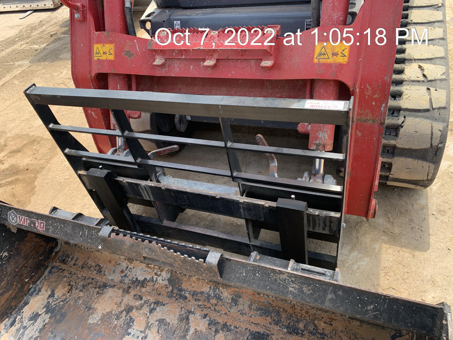 2022 ARROW MATERIAL HANDLING 60" Pallet Forks - Arrow