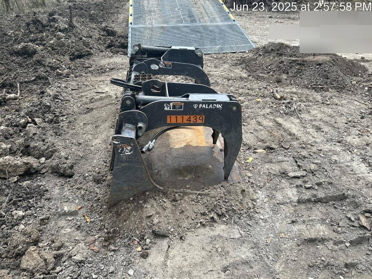 2020 PALADIN 76" Scrap Grapple Bucket - Paladin
