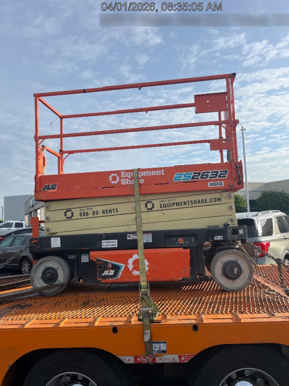 2022 JLG ES2632