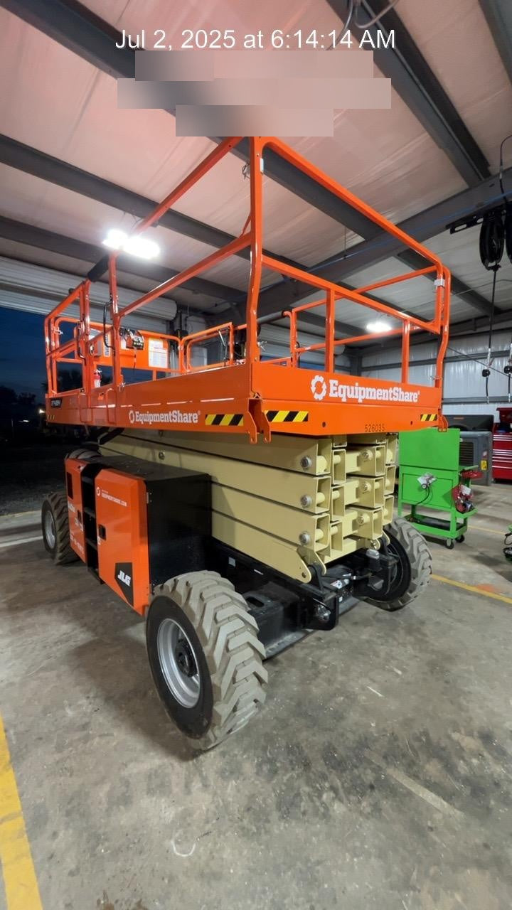 2025 JLG RT4394